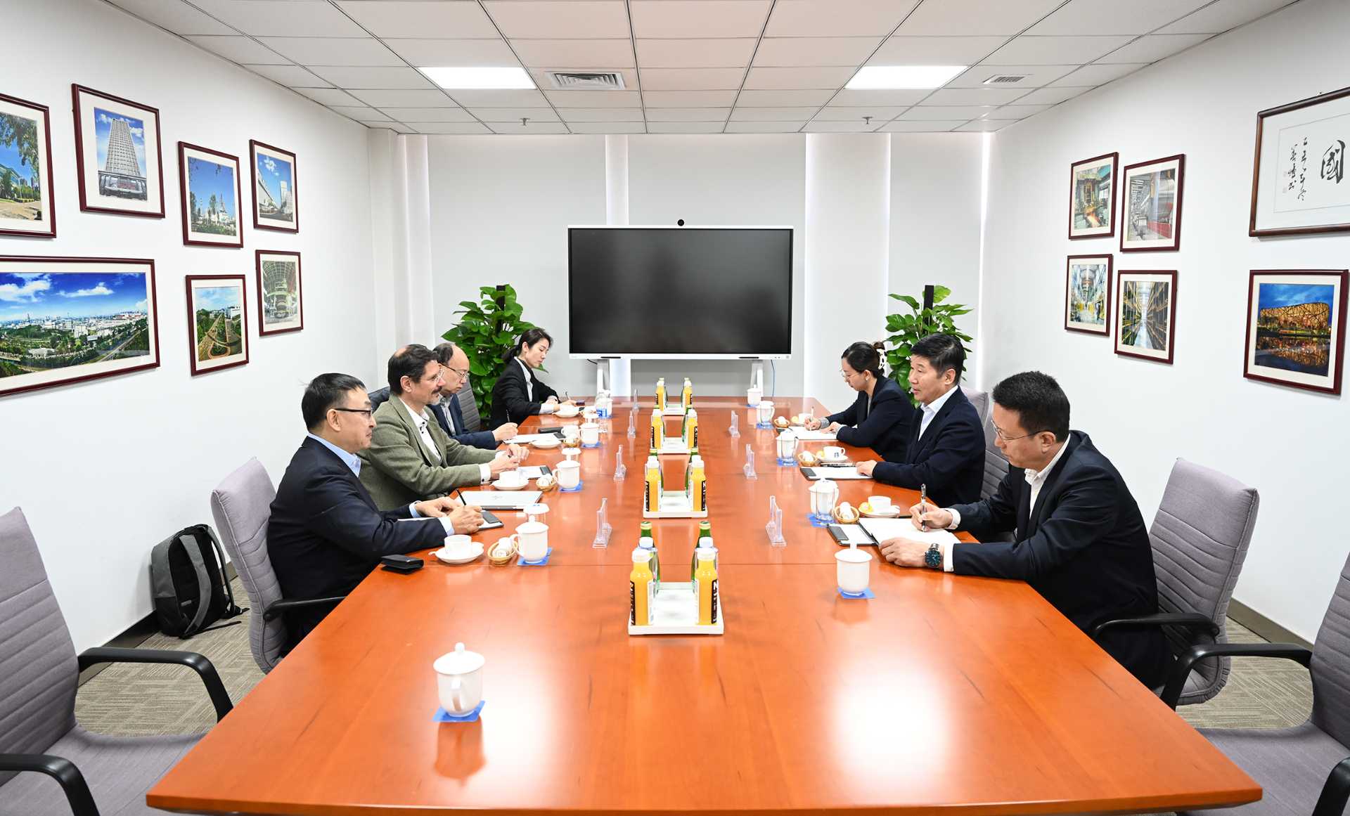 thumbnail.6fa1eaef-64fa-443f-bdd6-55c9f45988ab1764122952141